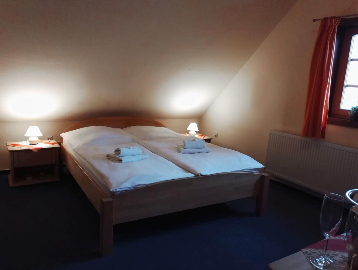 Penzion Schweintaal Bravacovo Zewnętrze zdjęcie